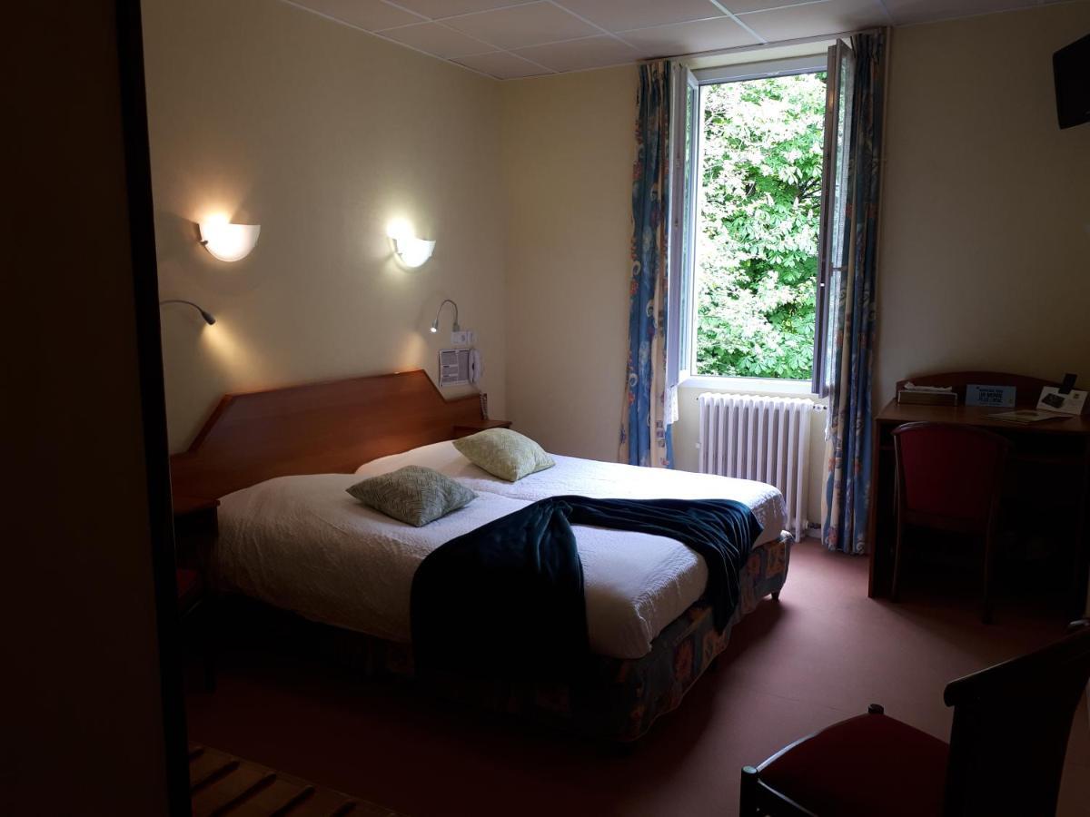 Logis Hotel Le Ceans Orpierre Екстер'єр фото