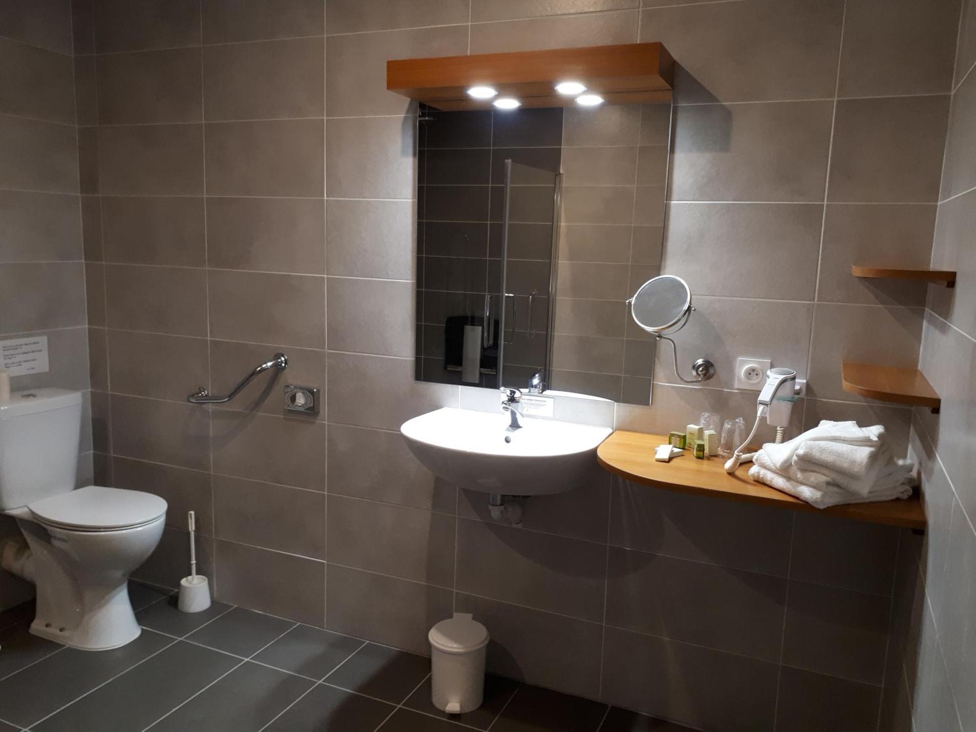 Logis Hotel Le Ceans Orpierre Екстер'єр фото