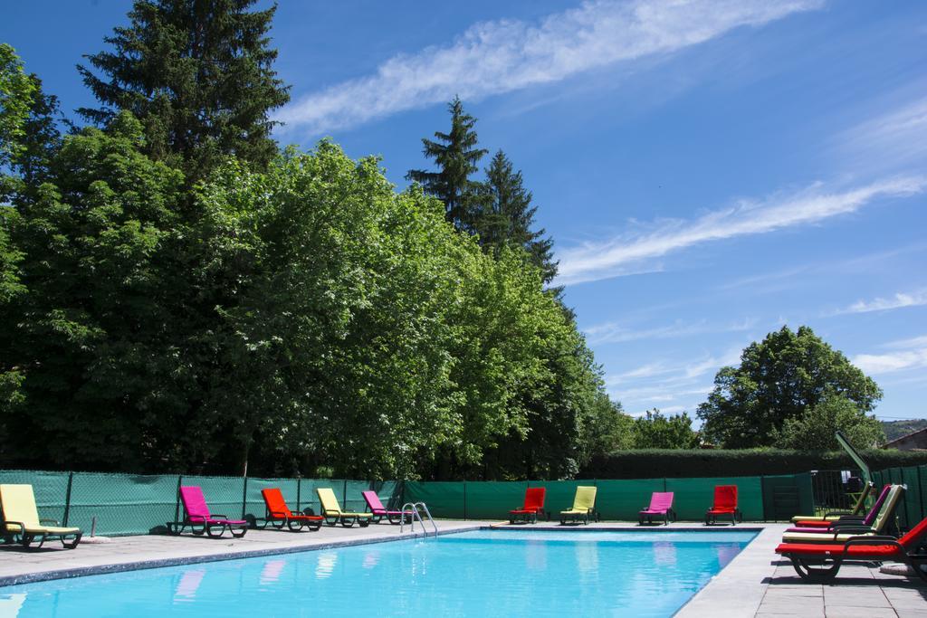 Logis Hotel Le Ceans Orpierre Екстер'єр фото
